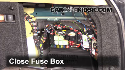 2014 range rover sport fuse box location